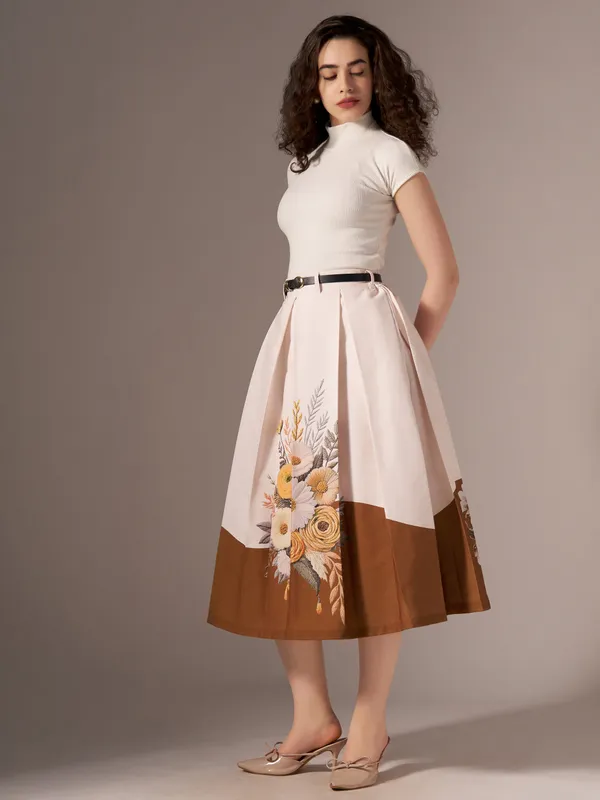 Brown_Cotton_Midi_Fla_Pleated_Skirt_With_Belt_Loop_For_Women
