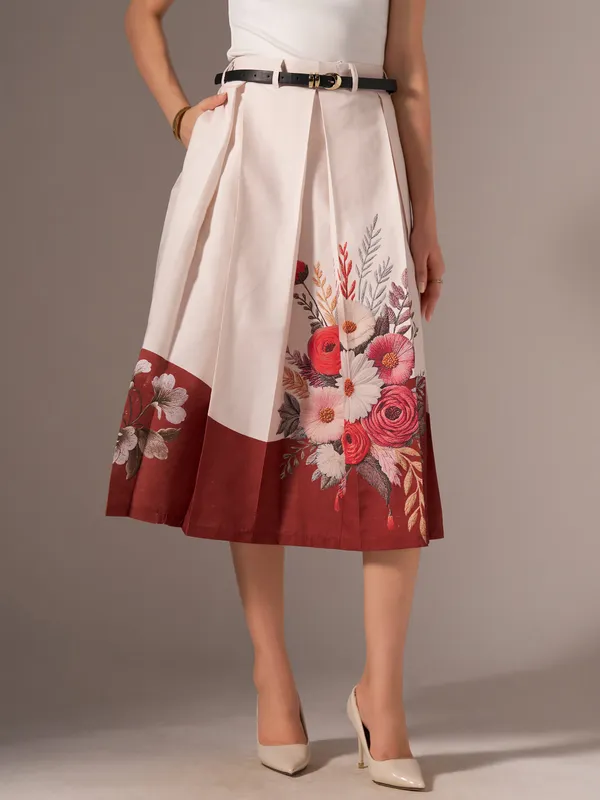 Maroon_Cotton_Midi_Fla_Pleated_Skirt_With_Belt_Loop_For_Women