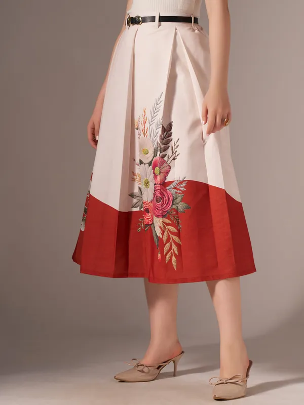 Orange_Cotton_Midi_Fla_Pleated_Skirt_With_Belt_Loop_For_Women