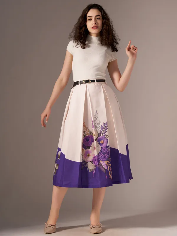Purple_Cotton_Midi_Fla_Pleated_Skirt_With_Belt_Loop_For_Women