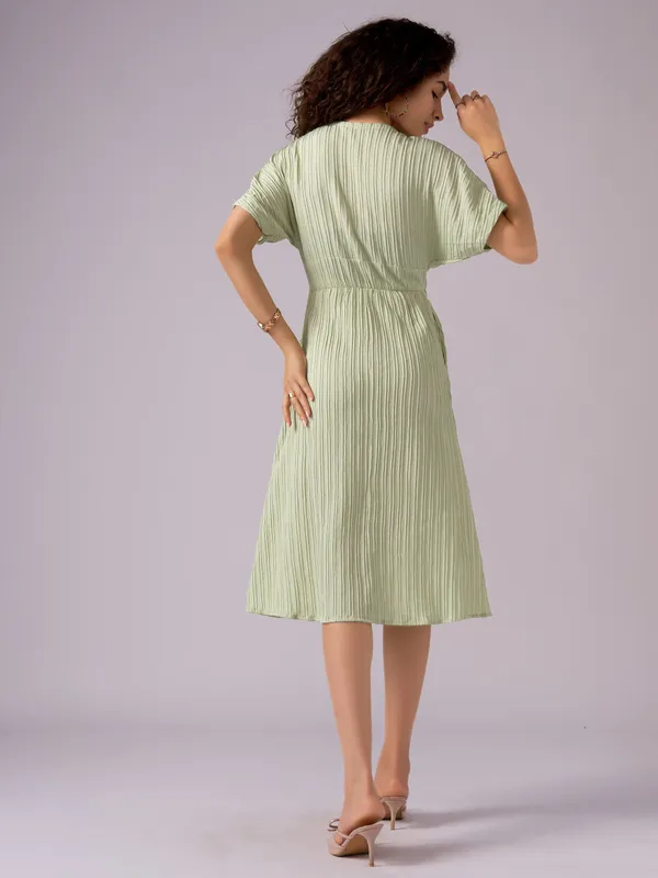 Light_Pista_Kimono_Sleeve_Crepe_A-Line_Midi_Dress_For_Women
