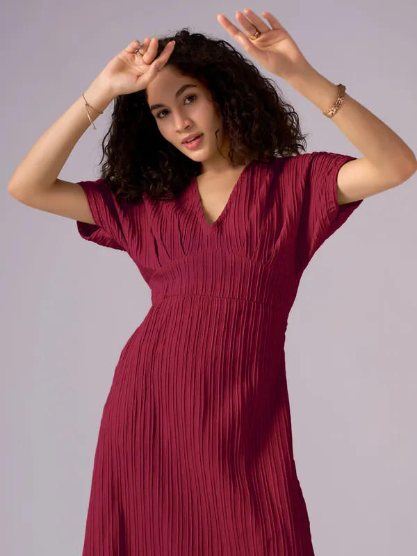 Maroon_Kimono_Sleeve_Crepe_A-Line_Midi_Dress_For_Women