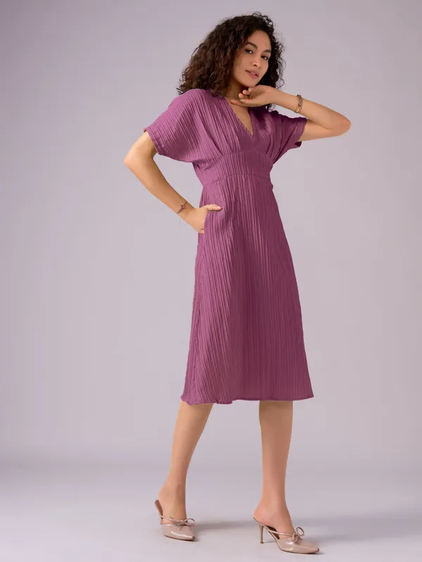 Onion_Kimono_Sleeve_Crepe_A-Line_Midi_Dress_For_Women