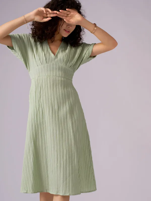 Pista_Kimono_Sleeve_Crepe_A-Line_Midi_Dress_For_Women