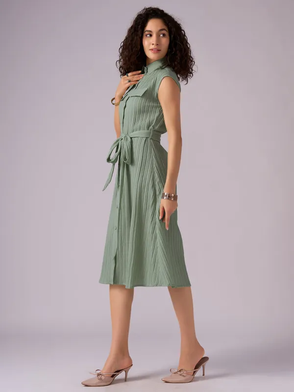 Green_Crepe_Shirt_Midi_Dress_For_Women