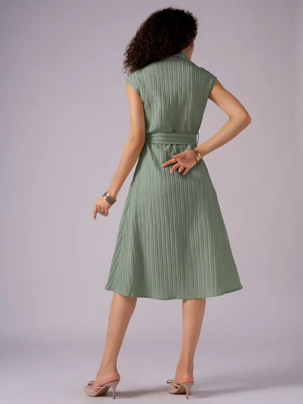 Green_Crepe_Shirt_Midi_Dress_For_Women
