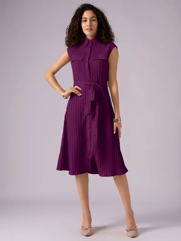 Wine_Crepe_Shirt_Midi_Dress_For_Women