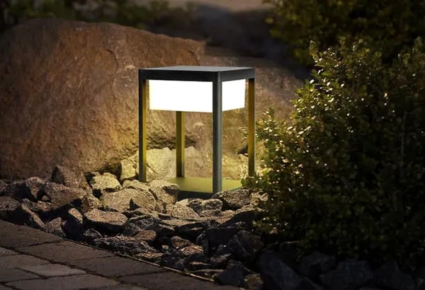 Grey_Metal_And_Glass_Gate_Light_For_Home_And_Kitchen