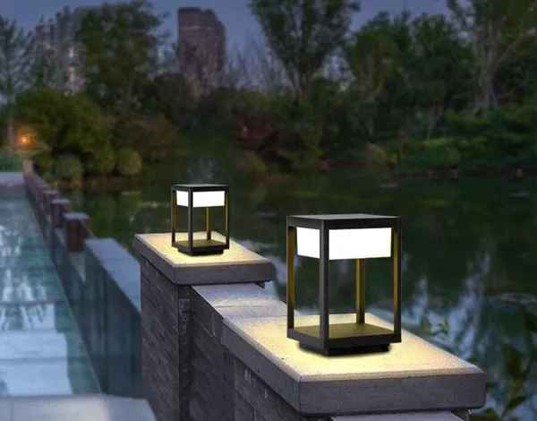 Grey_Metal_And_Glass_Gate_Light_For_Home_And_Kitchen