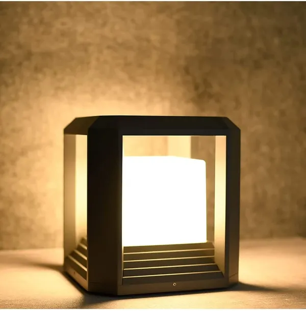 Grey_Metal_And_Glass_Gate_Pillar_Light_For_Home_And_Kitchen