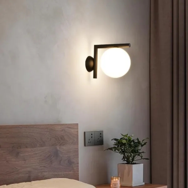 Black_Metal_And_Glass_Wall_Light_For_Home_And_Kitchen