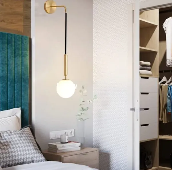 Gold_And_White_Metal_And_Glass_Hanging_Pendant_Light_For_Home_And_Kitchen