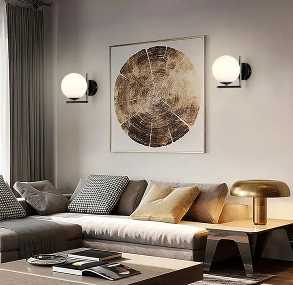 Black_Metal_And_Glass_Hanging_Pendant_Light_For_Home_And_Kitchen