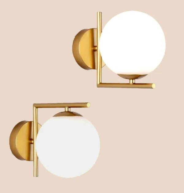 Gold_Metal_And_Glass_Hanging_Pendant_Light_For_Home_And_Kitchen