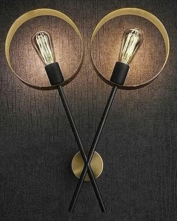 Gold_Metal_And_Glass_Wall_Light_For_Home_And_Kitchen