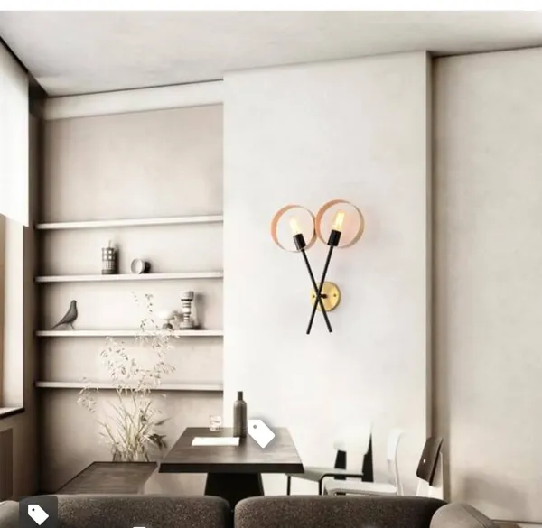 Gold_Metal_And_Glass_Wall_Light_For_Home_And_Kitchen