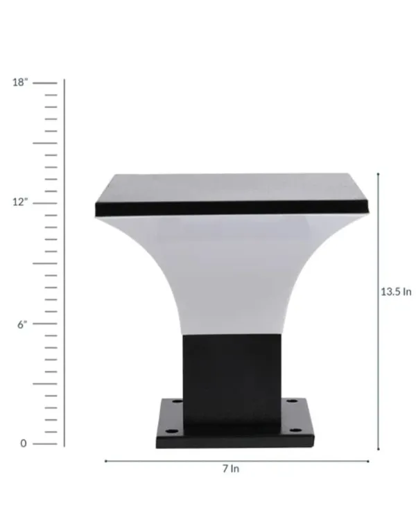 Black_Metal_And_Glass_Gate_Pillar_Light_For_Home_And_Kitchen