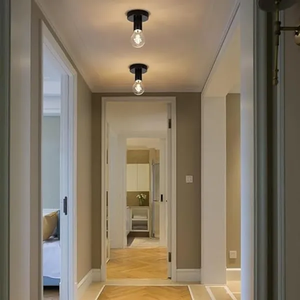 Black_Metal_And_Glass_Hanging_Pendant_Light_For_Home_And_Kitchen