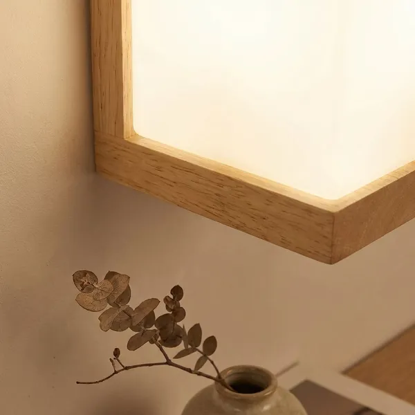 Beige_Metal_And_Glass_Hanging_Pendant_Light_For_Home_And_Kitchen