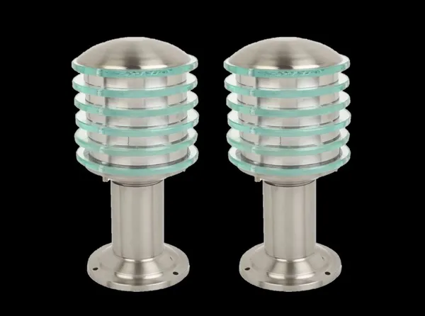 Silver_Metal_And_Glass_Gate_Pillar_Light_For_Home_And_Kitchen