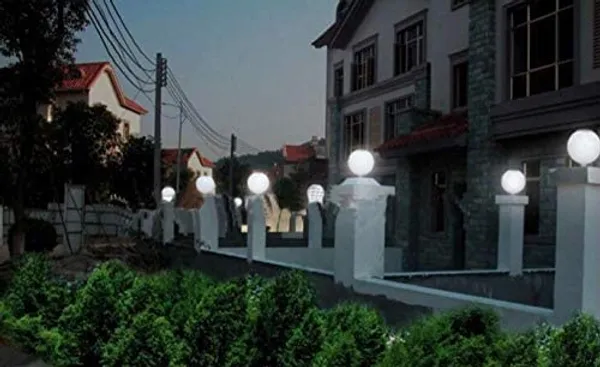 White_Metal_And_Glass_Gate_Light_For_Home_And_Kitchen
