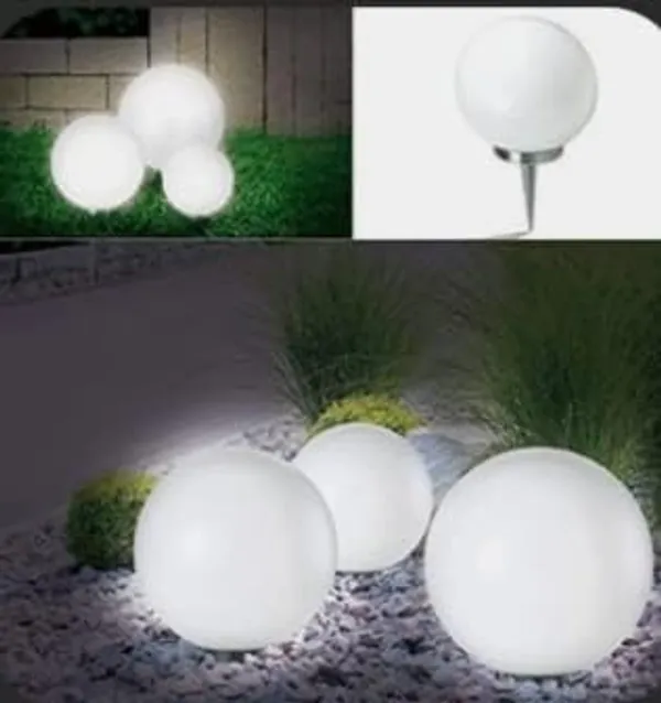 White_Metal_And_Glass_Chandelier_For_Home_And_Kitchen