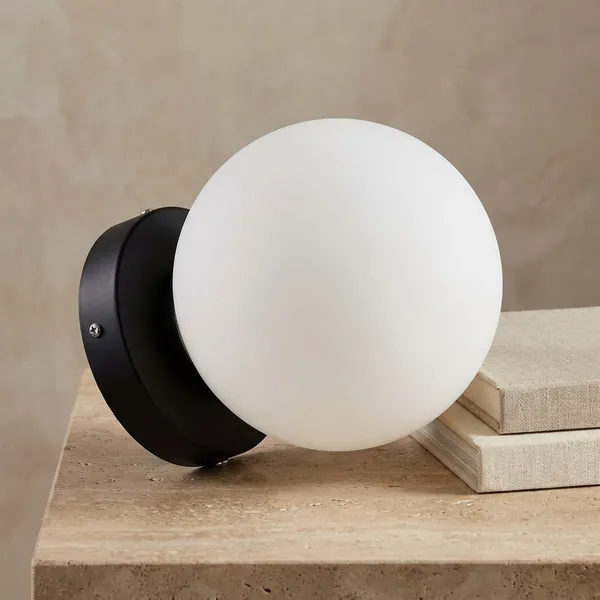 Black_Metal_And_Glass_Wall_Light_For_Home_And_Kitchen