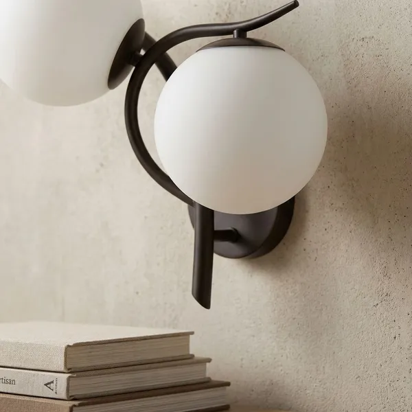 Black_Metal_And_Glass_Wall_Light_For_Home_And_Kitchen
