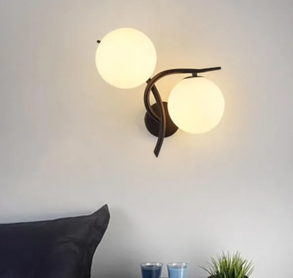Black_Metal_And_Glass_Wall_Light_For_Home_And_Kitchen