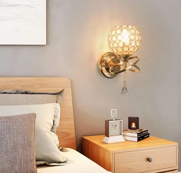 Gold_Metal_And_Glass_Led_Wall_Light_For_Home_And_Kitchen