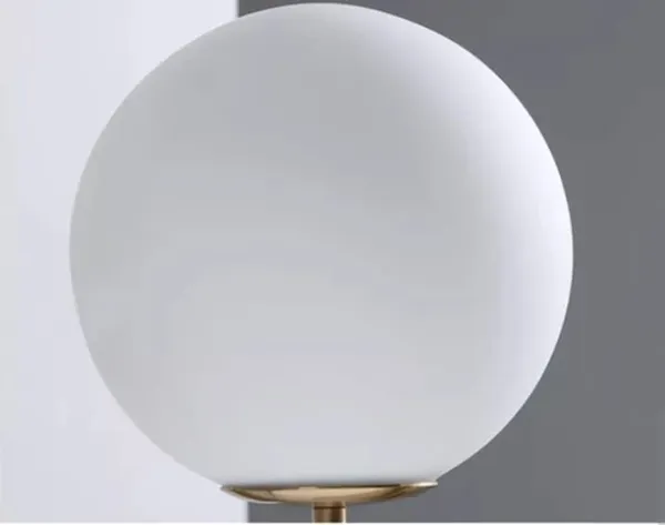 Gold_Metal_And_Glass_Wall_Light_For_Home_And_Kitchen