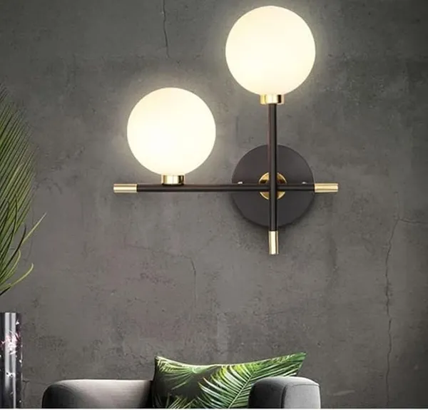 Gold_Metal_And_Glass_Wall_Light_For_Home_And_Kitchen