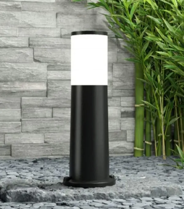 Black_Metal_And_Glass_Garden_Bollard_Light_For_Home_And_Kitchen
