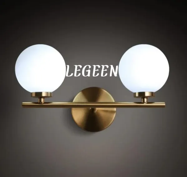 Gold_Metal_And_Glass_Wall_Light_For_Home_And_Kitchen