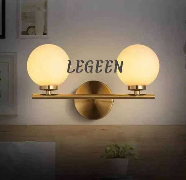 Gold_Metal_And_Glass_Wall_Light_For_Home_And_Kitchen
