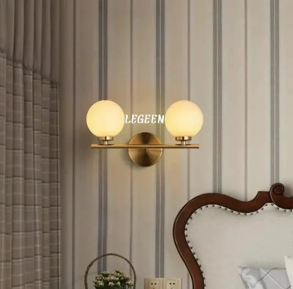 Gold_Metal_And_Glass_Wall_Light_For_Home_And_Kitchen