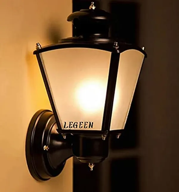 Black_Metal_And_Glass_Outdoor_Wall_Light_For_Home_And_Kitchen