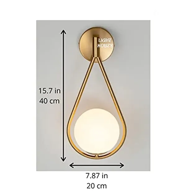 Gold_Metal_And_Glass_Wall_Light_For_Home_And_Kitchen
