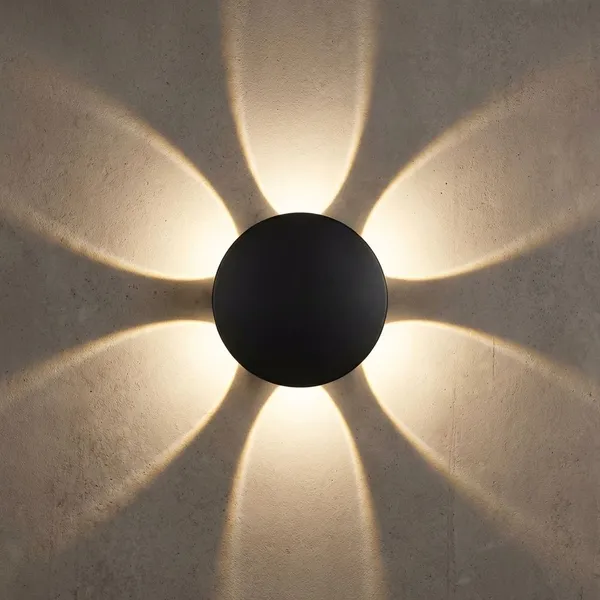 Black_Metal_And_Glass_Led_Wall_Light_For_Home_And_Kitchen