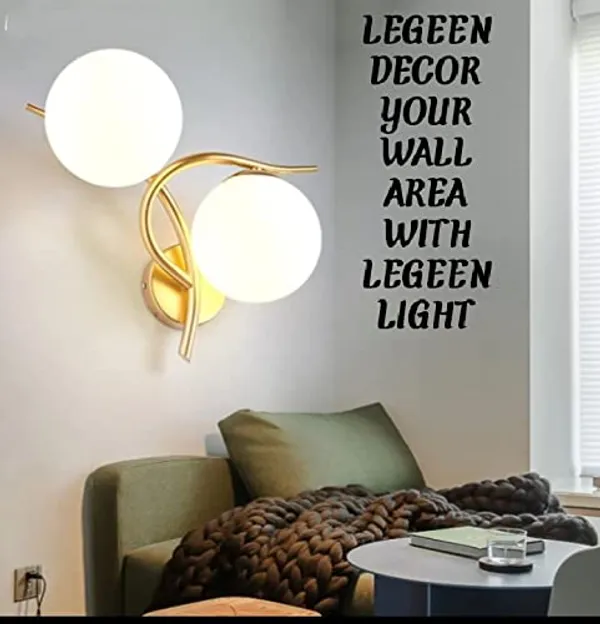 Gold_Metal_And_Glass_Wall_Light_For_Home_And_Kitchen