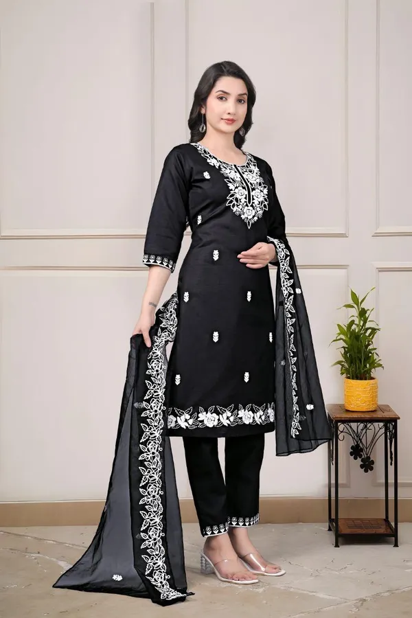 Black_Rayon_Aari_Work_Kurta_Pant_Set_With_Dupatta_For_Women