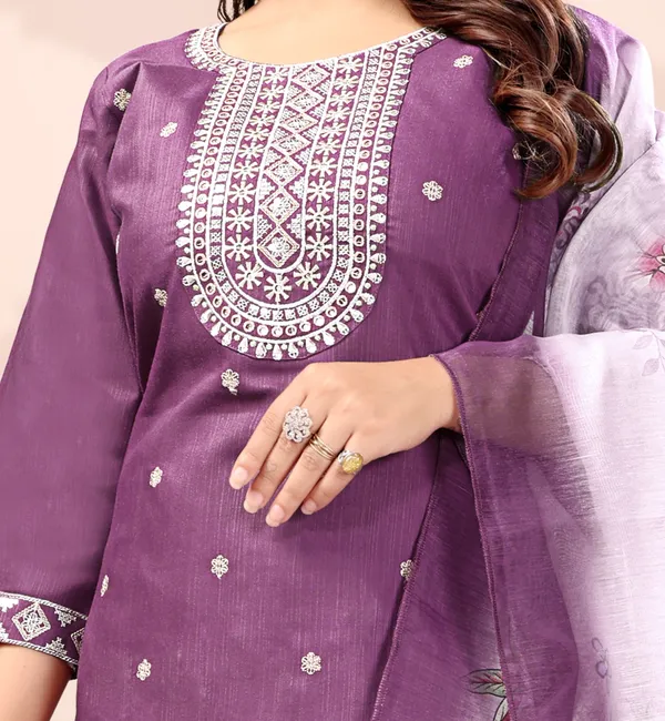 Wine_Rayon_Embroidered_Kurta_Set_With_Digital_Dupatta