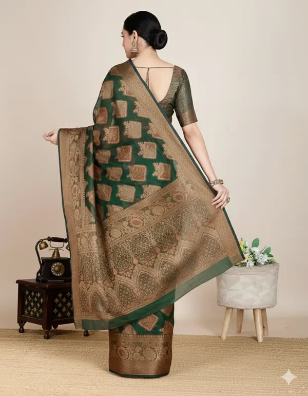 Green_bararsi_silk_Premium_Saree_For_Women
