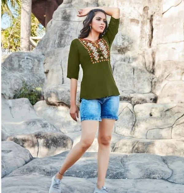 Plain_Yok_Embroidery_Top_-_Mehendi_Green