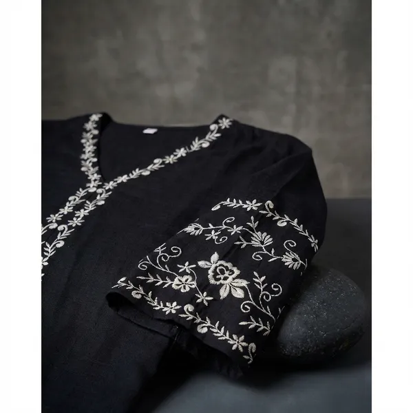 Black_Cotton_Branded_Short_Kurti_For_Women