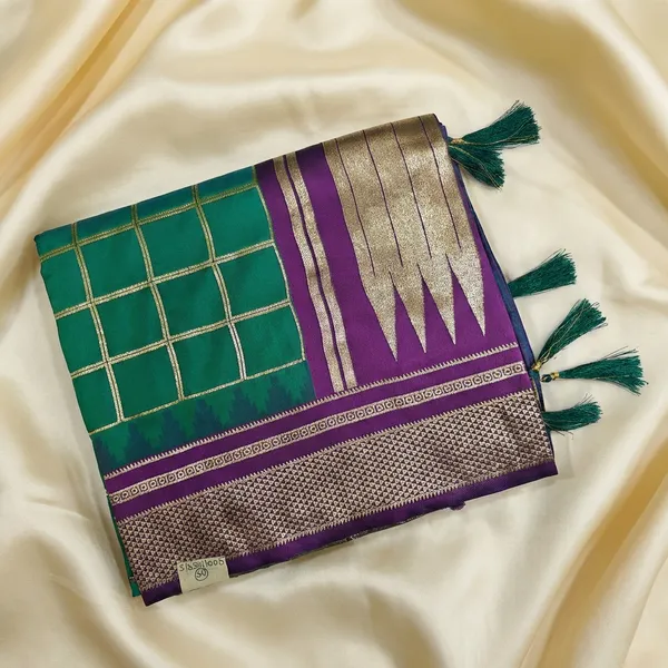 Green_And_Purple_Pure_Irkal_Check_Saree_For_Women