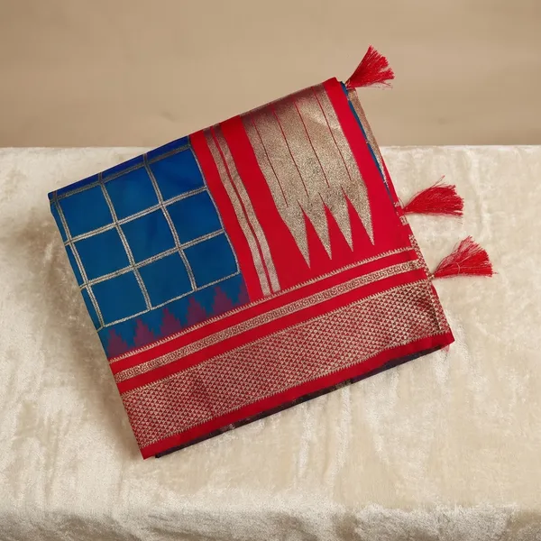 Blue_And_Red_Pure_Irkal_Check_Saree_For_Women
