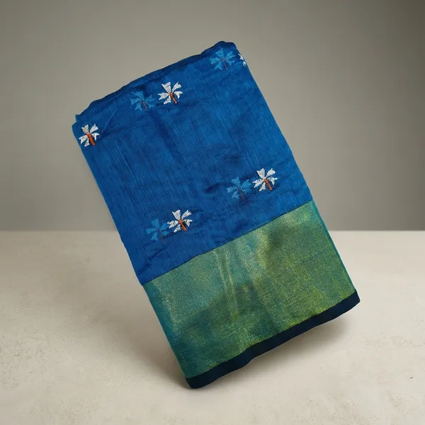 Blue_Prajakta_Floral_Cotton_Saree_For_Women