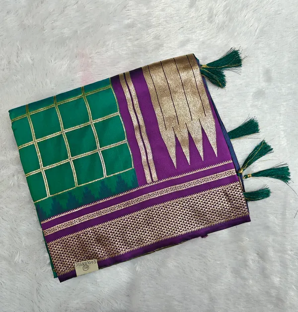 Green_And_Purple_Pure_Irkal_Check_Saree_For_Women