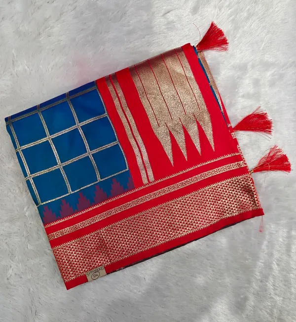 Blue_And_Red_Pure_Irkal_Check_Saree_For_Women